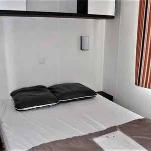 Chalet 3 Etoiles - Piscine - Eeebae Chalet Rocamadour